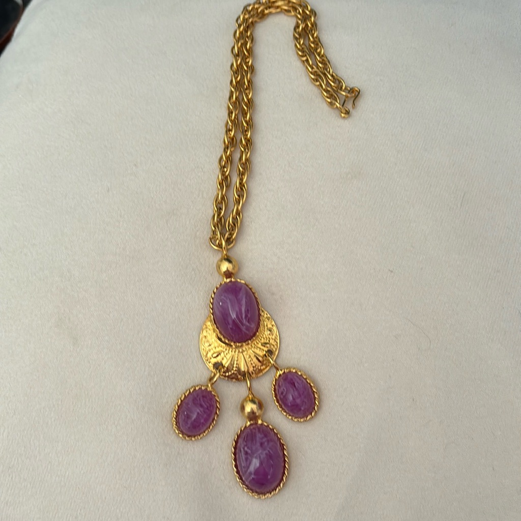 Genuine Les Bernard Goldtone Necklace With Amethyst Cabochons 300$